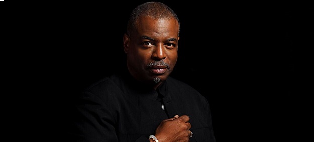 LeVar Burton Reacts to Kanye West’s Statement That He’s Never Read Any Books!